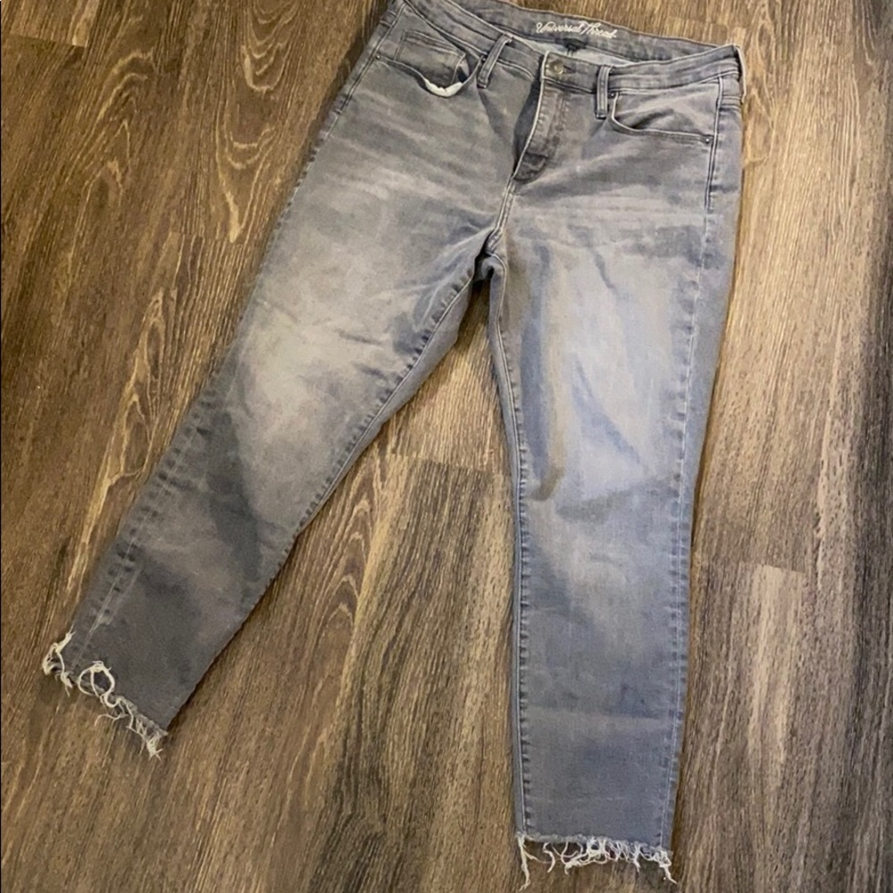 Gray Universal Thread High Rise Skinny Crop Jeans